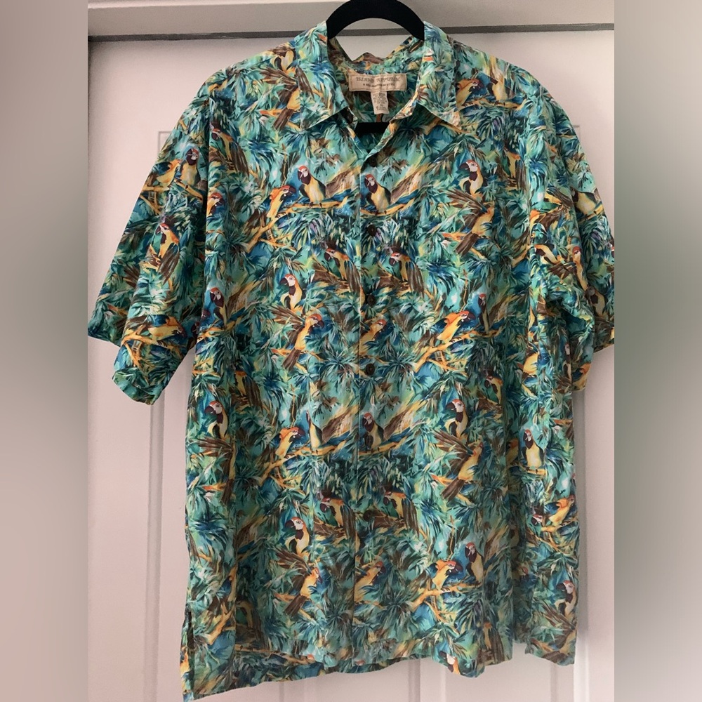 Men’s Island Republic tropical button up shirt 100% cotton size XL
